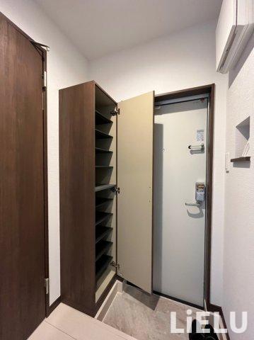 玄関　同シリーズ物件の参考写真になります※現況優先