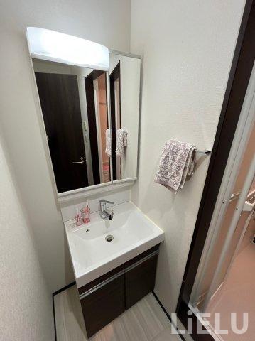 洗面設備　同シリーズ物件の参考写真になります※現況優先