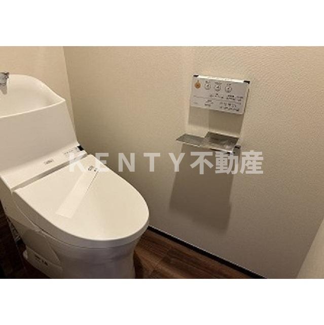 トイレ　清潔感のあるトイレです