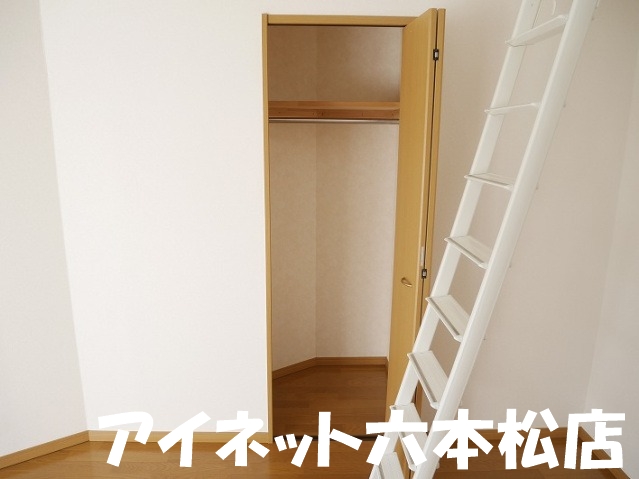 収納　お洋服が多い方でも安心の収納