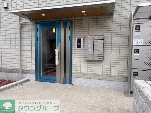 エントランス　エントランス