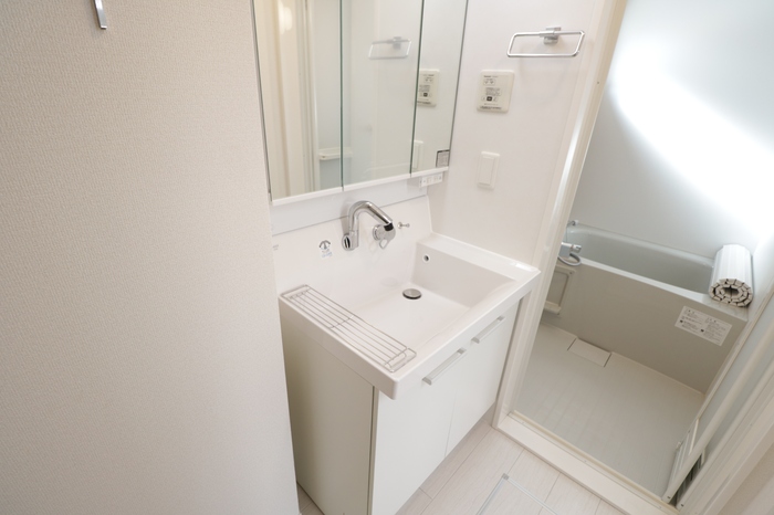 洗面設備　広い洗面スペース