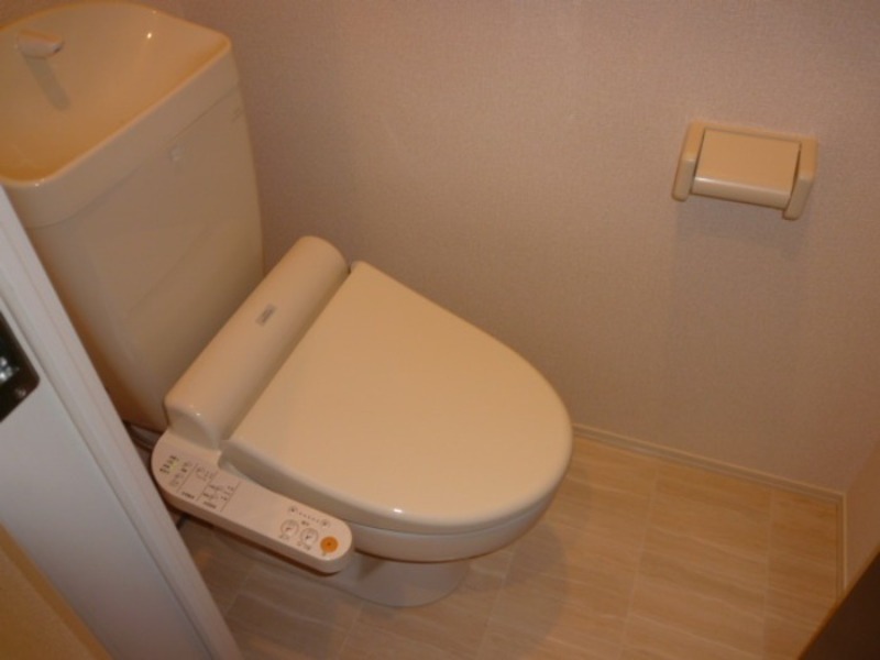 トイレ　図面と現状に相違がある場合には現状を優先