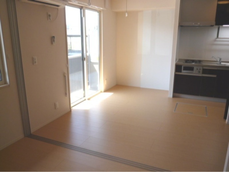 居室・リビング　図面と現状に相違がある場合には現状を優先