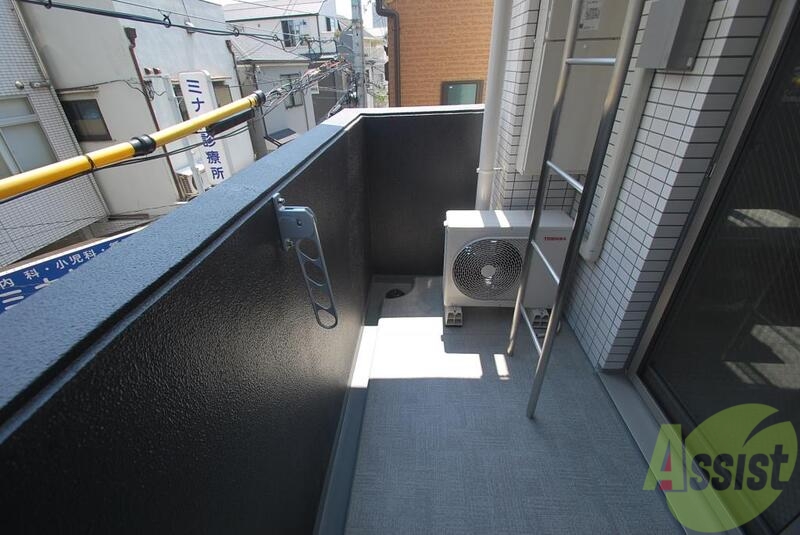 バルコニー　広々したバルコニー