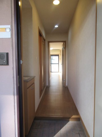 玄関　※別号室反転タイプ