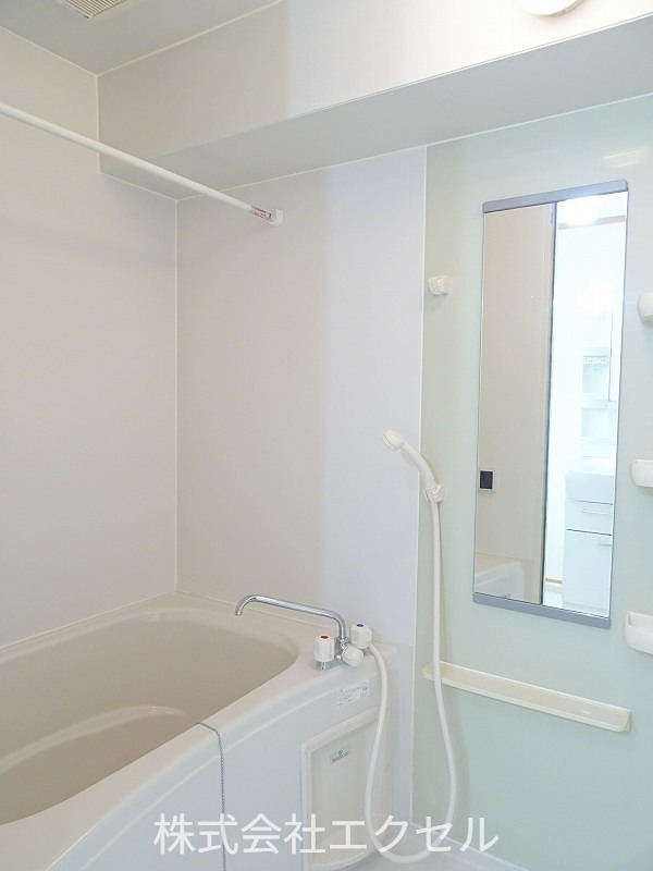 バス・シャワールーム　追い焚き付きです。