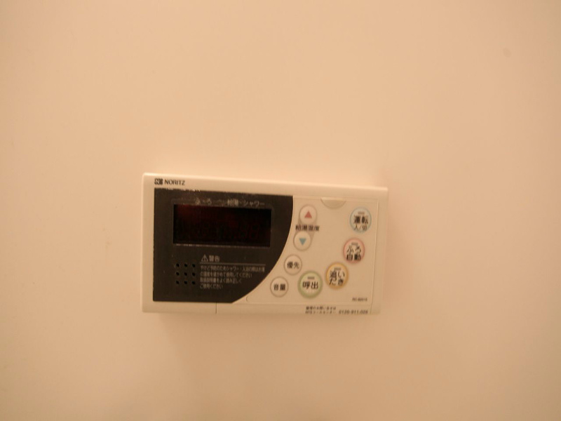 その他設備　追い焚き　オートバス機能付給湯設備