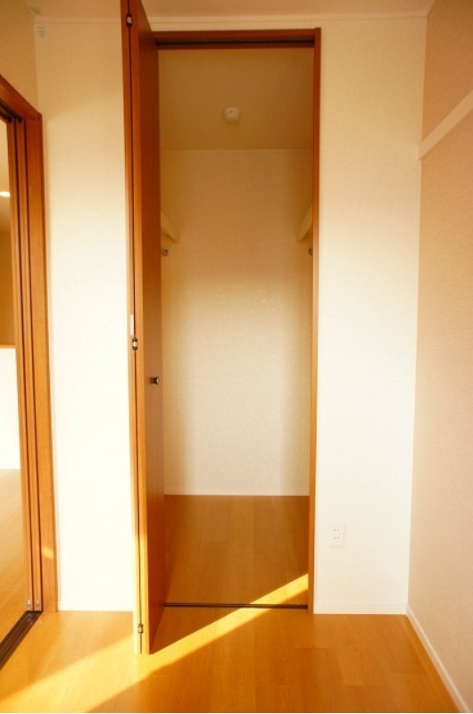収納　図面と現状に相違がある場合には現状を優先
