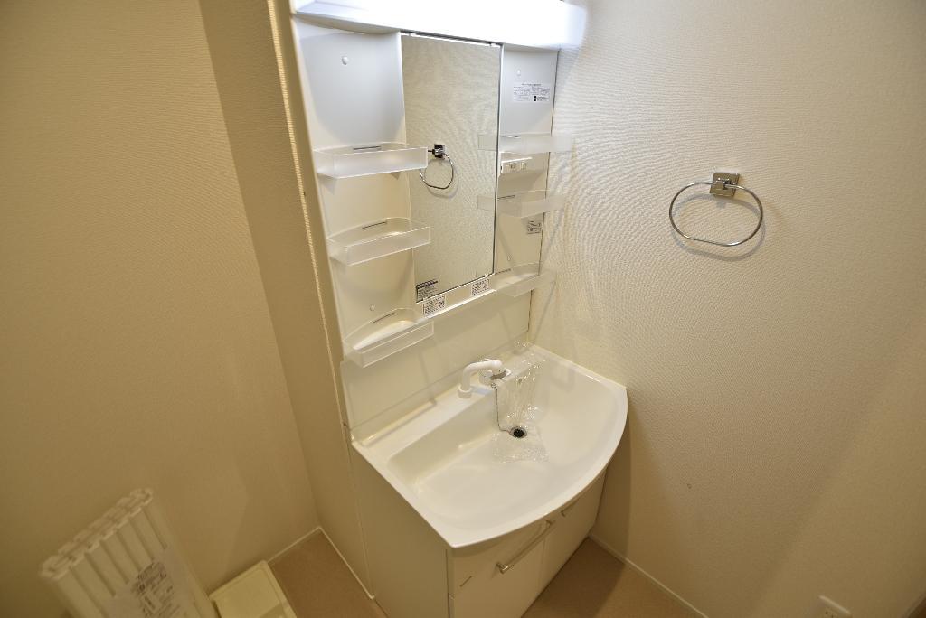 洗面設備　洗髪洗面化粧台