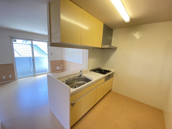 キッチン　※別部屋の写真です
