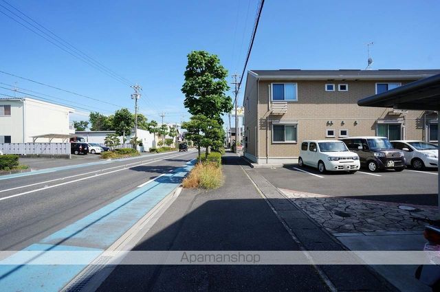 その他　周辺道路（その他）まで2m