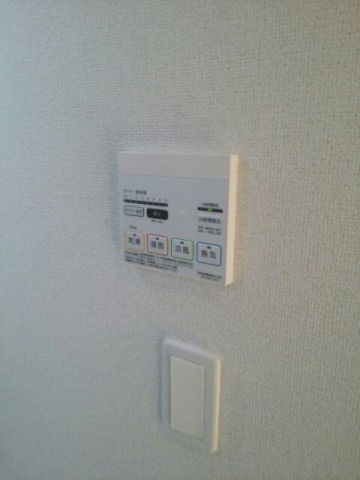 その他設備　浴室換気暖房乾燥機