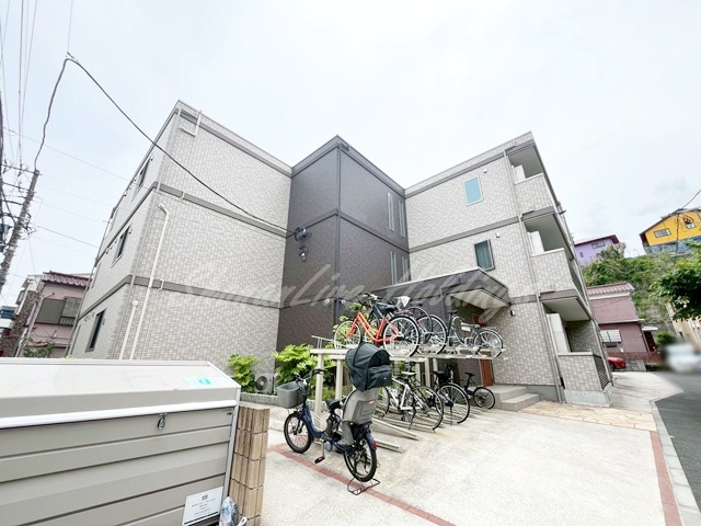 建物外観　鉄筋コンクリート造マンション♪