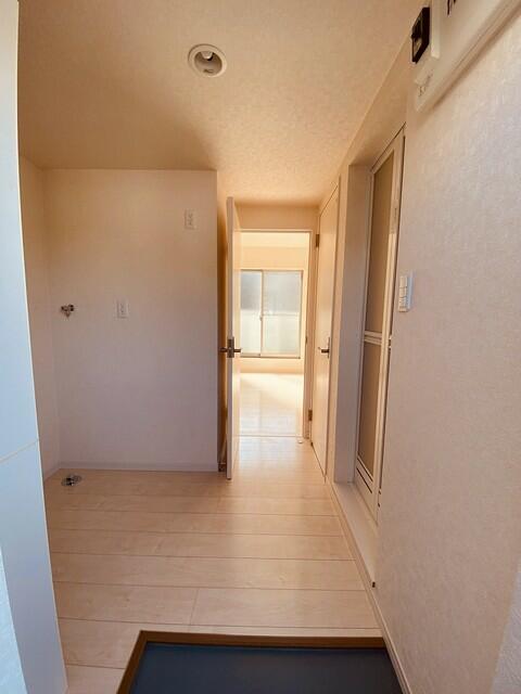 玄関　同建物別部屋参考