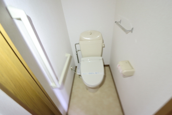 トイレ　※別部屋の写真です