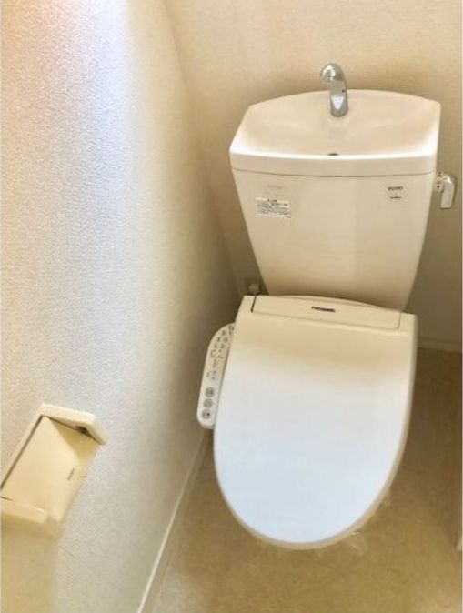 トイレ　人気のバストイレ別(同一仕様写真）