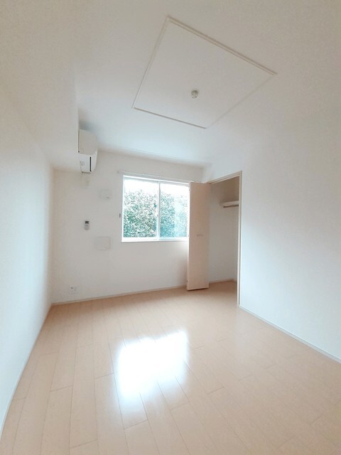 その他部屋・スペース　洋室６帖