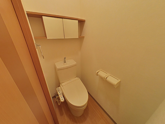 トイレ　※別部屋の写真です