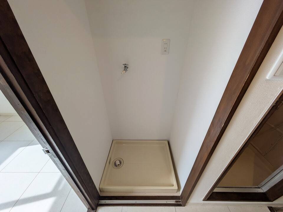 その他設備　洗濯機置場