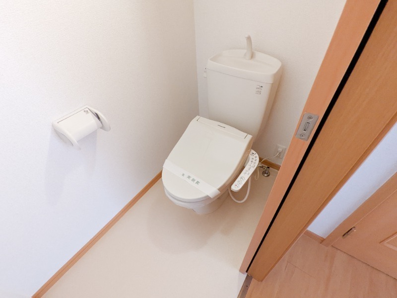 トイレ　図面と現状に相違がある場合には現状を優先