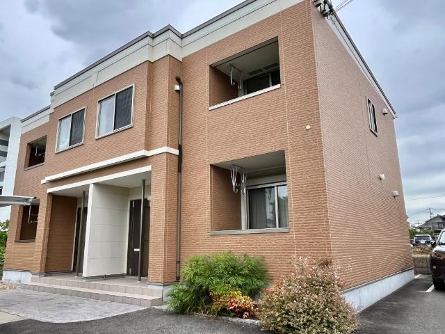 建物外観　外観写真（昼）