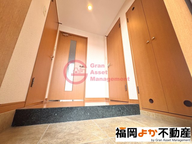 玄関　ゆったりとした玄関です