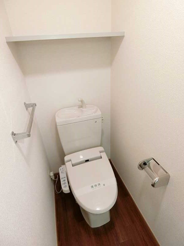 トイレ　※同物件別部屋の写真