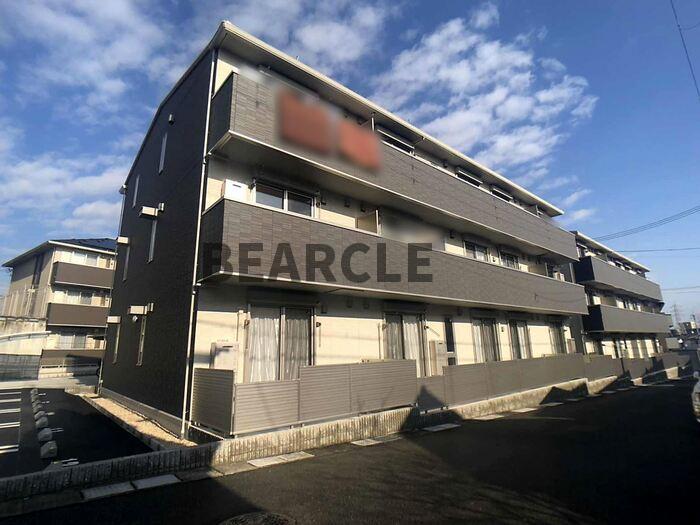 建物外観　落ち着いた雰囲気の外観です