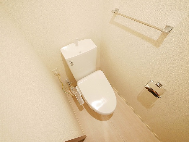 トイレ　トイレもきれいです