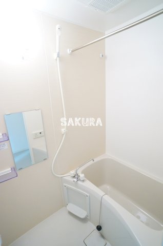 バス・シャワールーム　日々の疲れを癒すお風呂です♪