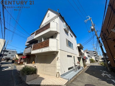 建物外観　最寄駅まで徒歩4分☆
