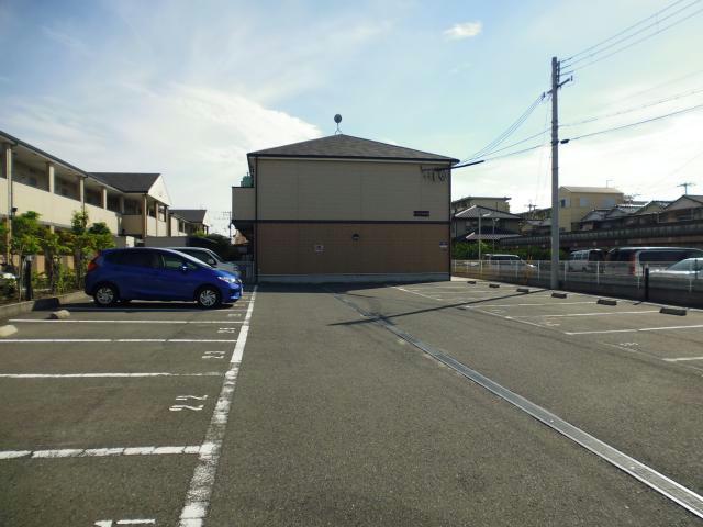 駐車場　駐車場