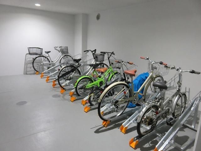 駐車場　★駐輪場★