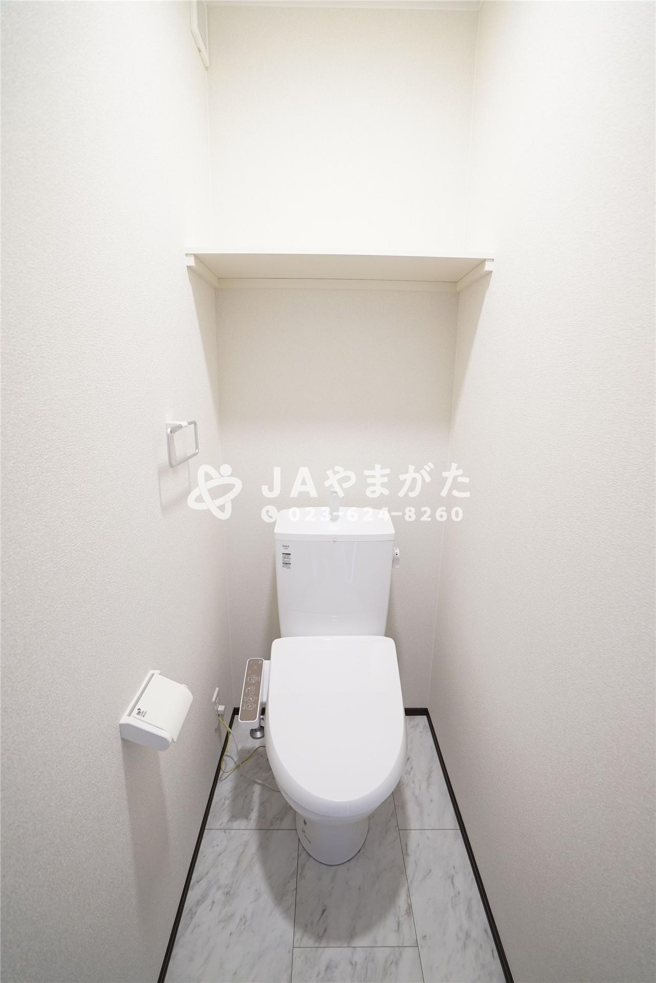 トイレ　参考画像です。同仕様のものを使用。