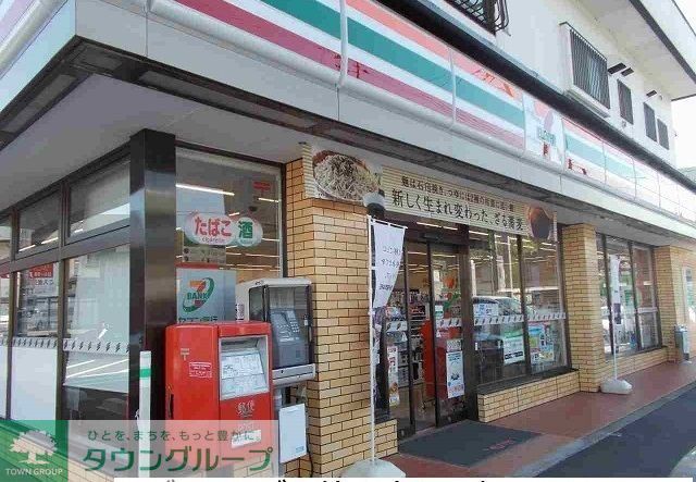 コンビニ　セブンイレブン仙台折立店（コンビニ）まで730m