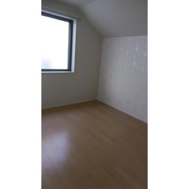 その他　使い勝手のいい寝室です