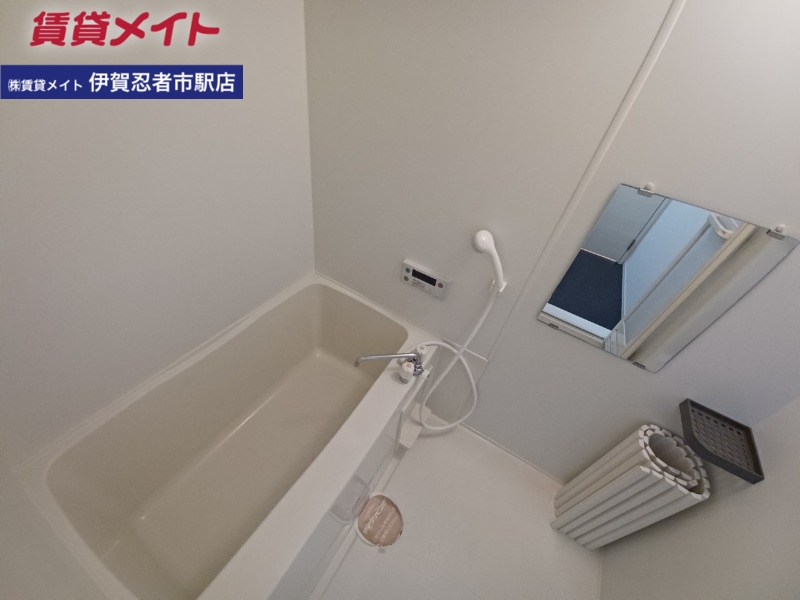 バス・シャワールーム　反転タイプ参考写真