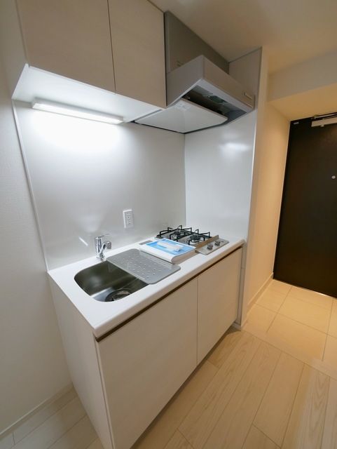 キッチン　同物件別部屋写真