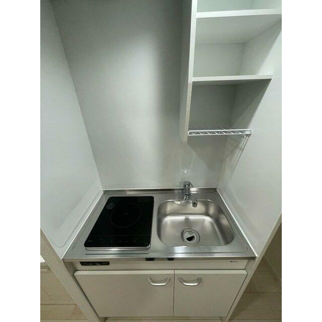 キッチン　コンパクトなキッチンで掃除もラクラク