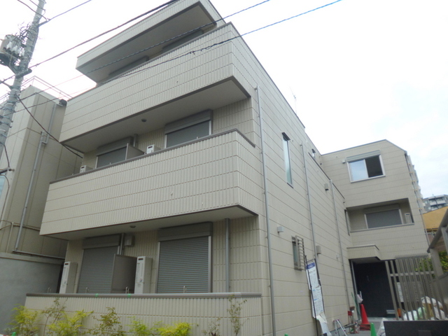 1SK Mansion in Shinjuku, Tokyo