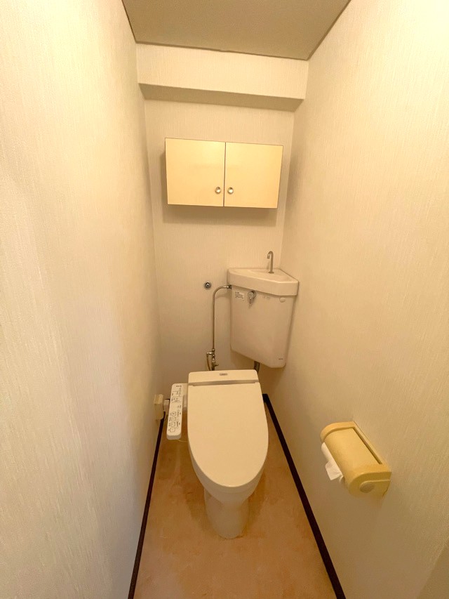 トイレ　コンパクトで使いやすいトイレです
