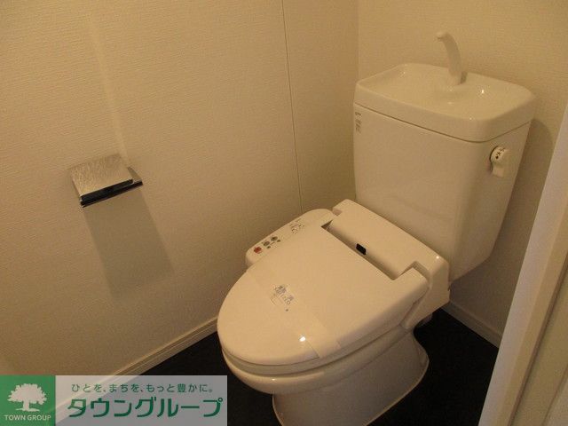 トイレ　Bタイプ2017年4月撮影 同タイプ1102号室の写真です。
