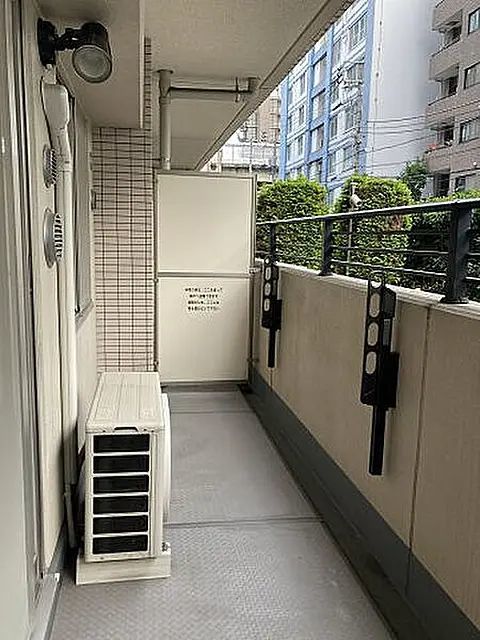 バルコニー