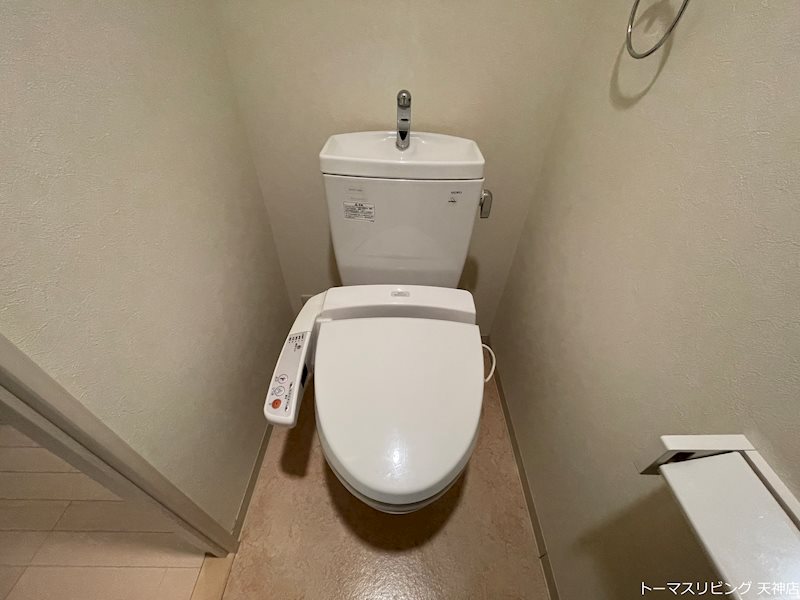 トイレ　※別号室の参考写真です。