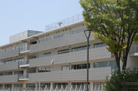 小学校　川崎市立上作延小学校（小学校）まで633m