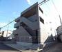 建物外観　伏見駅・丹波橋駅の間に建つマンションです。