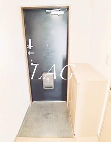 玄関　玄関です。
