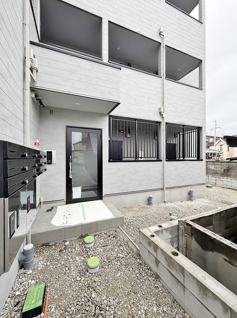 阪急京都線 上新庄駅 徒歩15分 3階建 新築の外観写真