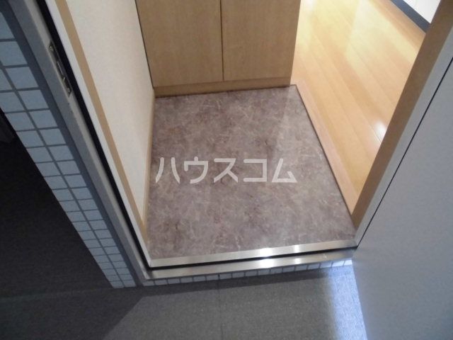エルヴィータ舞浜の玄関写真